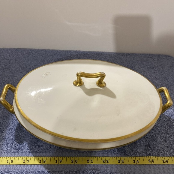 Vintage Bavaria Soup Tureen - Picture 2 of 14